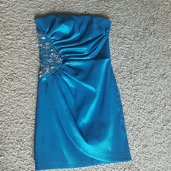 Bejeweled Turquoise Dress - Picture 5 of 8